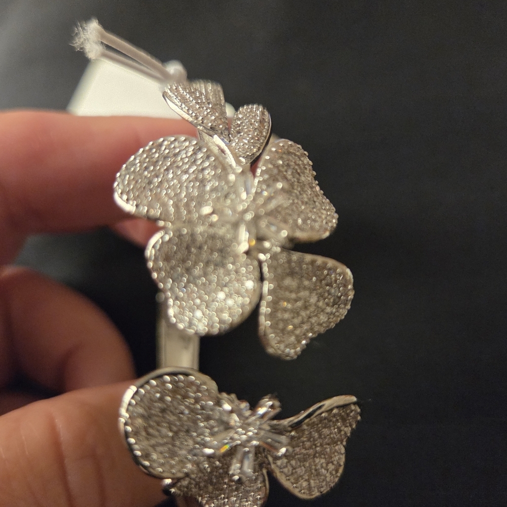 NEW WOMENS PIPER K STAINLESS STEEL WITH FLOWERS & CUBIC ZIRCONIA BRACELET - Picture 4 of 4